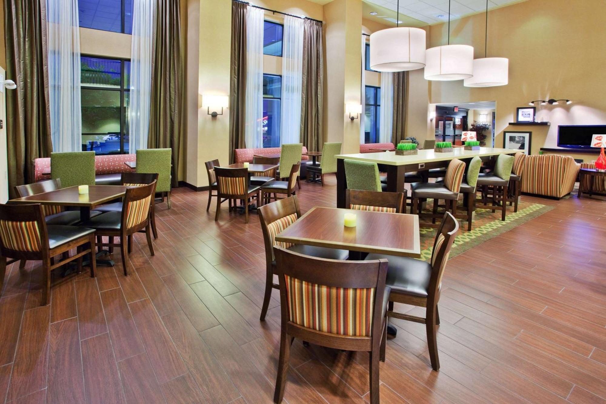 Hampton Inn & Suites Oxford-Anniston Restauracja zdjęcie
